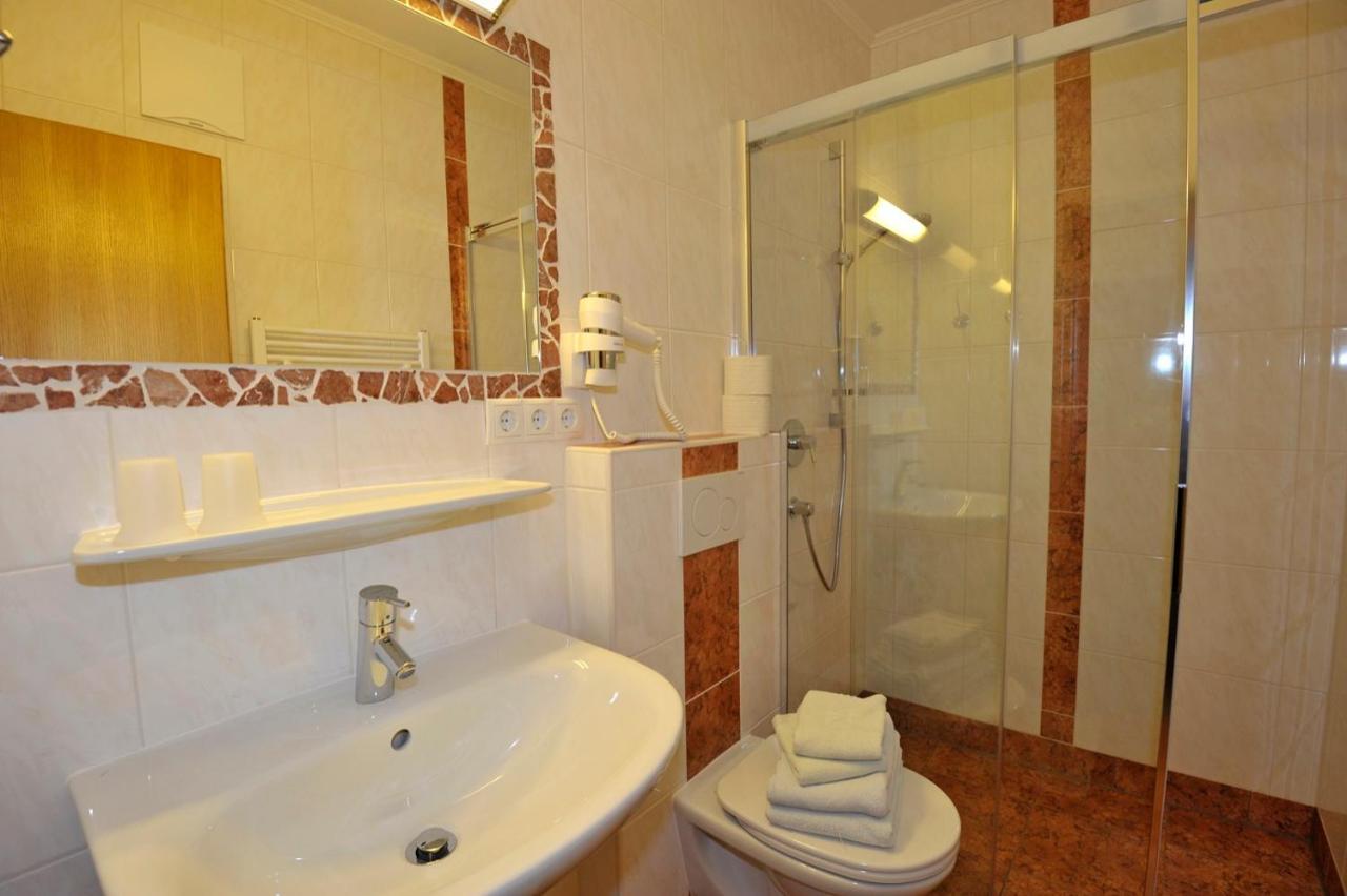 Tonnerhof Bed & Breakfast Шладминг Екстериор снимка